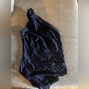 Summersalt sidestroke swimsuit size 14. NWT